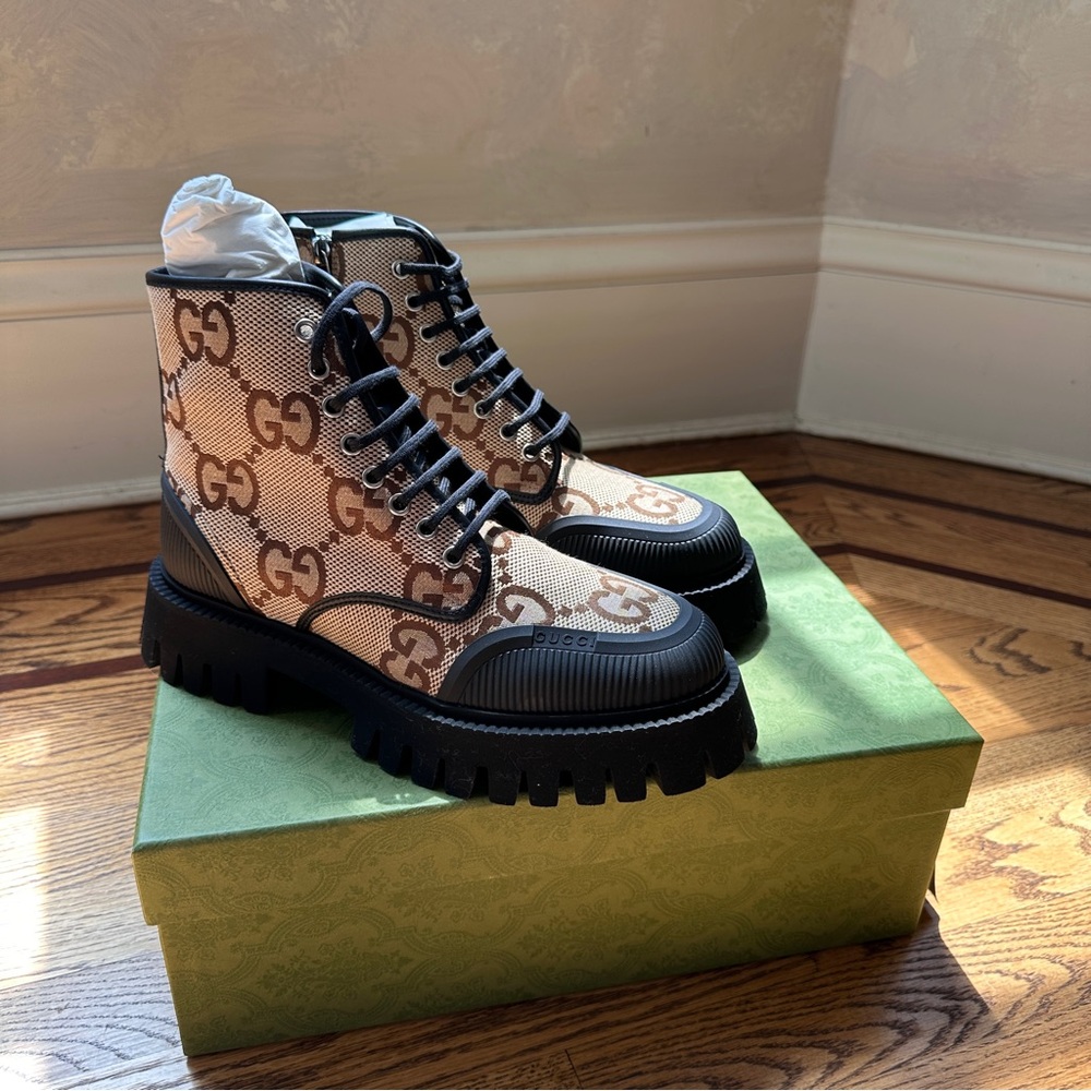 Gucci Maxi GG Canvas Lace Up Boots Size‎ 40.5 New with Box - Picture 2 of 10